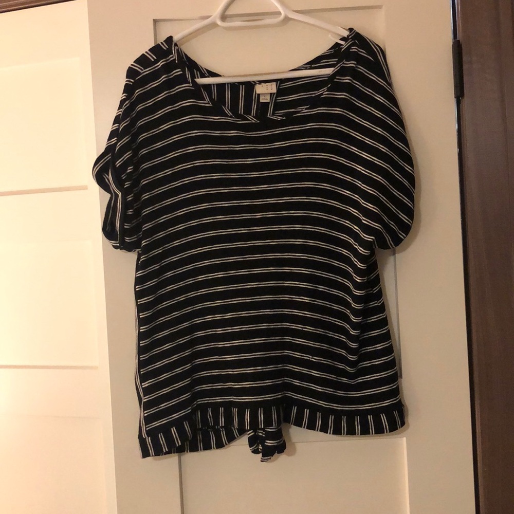 Black and white stripped top